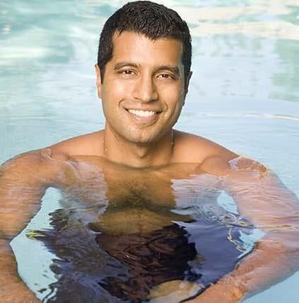 Guy swimming Guy swimming